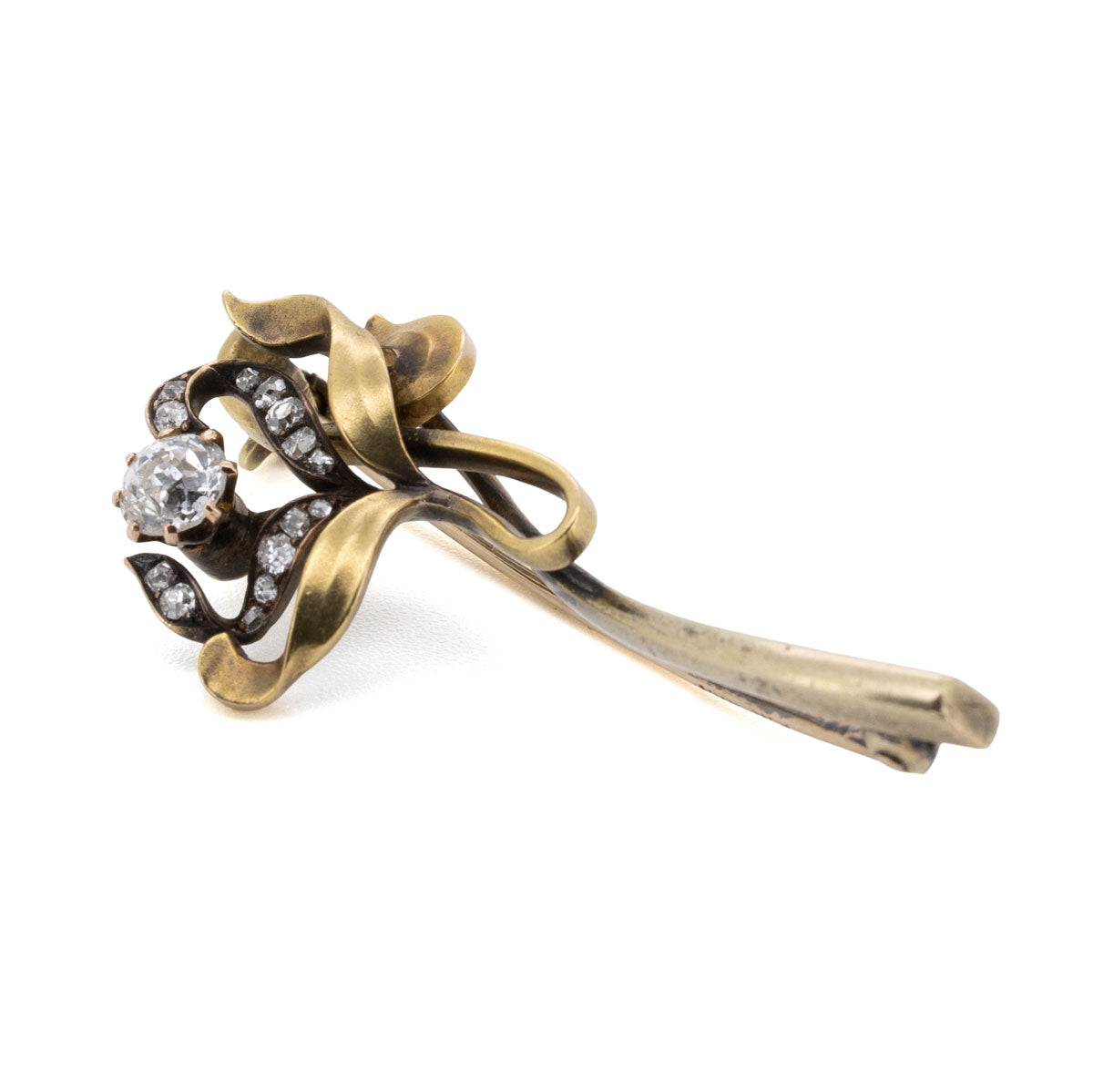 1116 – Jugendstil-Stabbrosche mit Alt-Schliff-Diamanten – 585 Gelbgold, um 1900