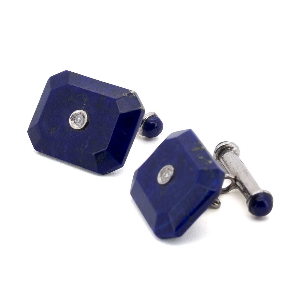 1118 – Art-Deco-Manschettenknöpfe mit Lapislazuli und Diamanten – 585 Weißgold, um 1930