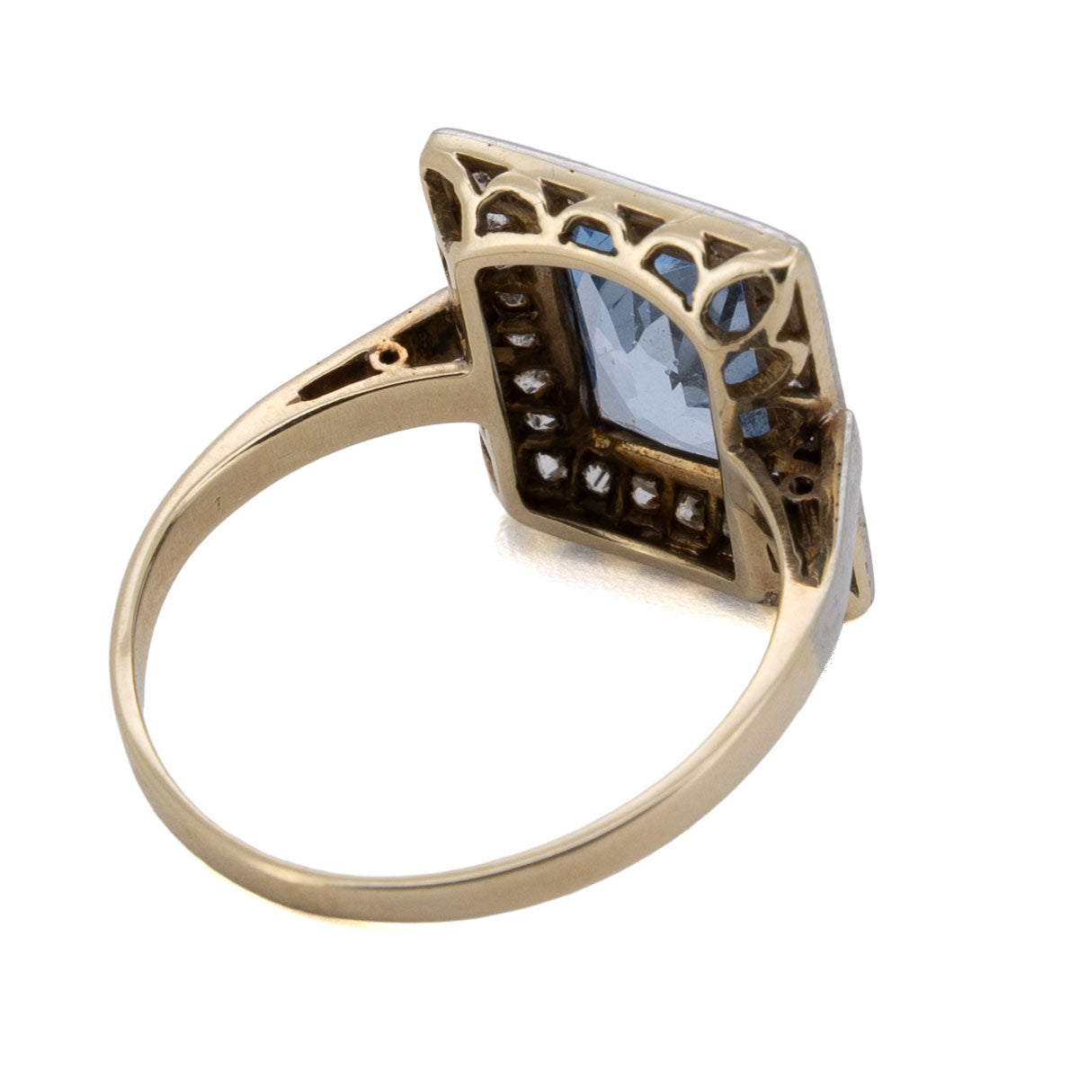1123 – Art-Deco-Ring mit Aquamarin und Diamanten – 585 Gold & Platin, um 1930