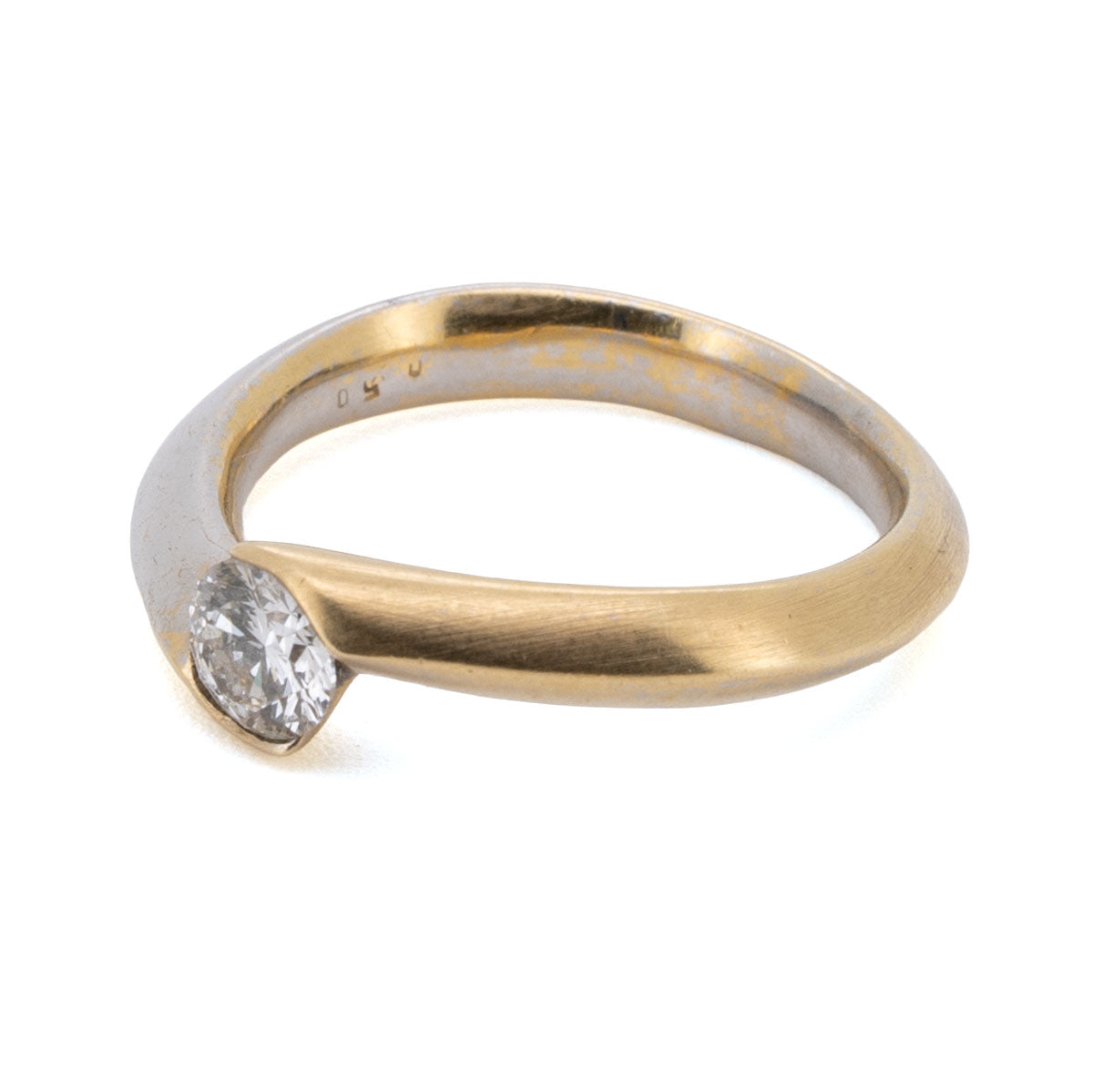 1125 – Solitär Ring mit 0,50 ct Brillant – 750 Gold (Weißgold und Gelbgold), um 1980