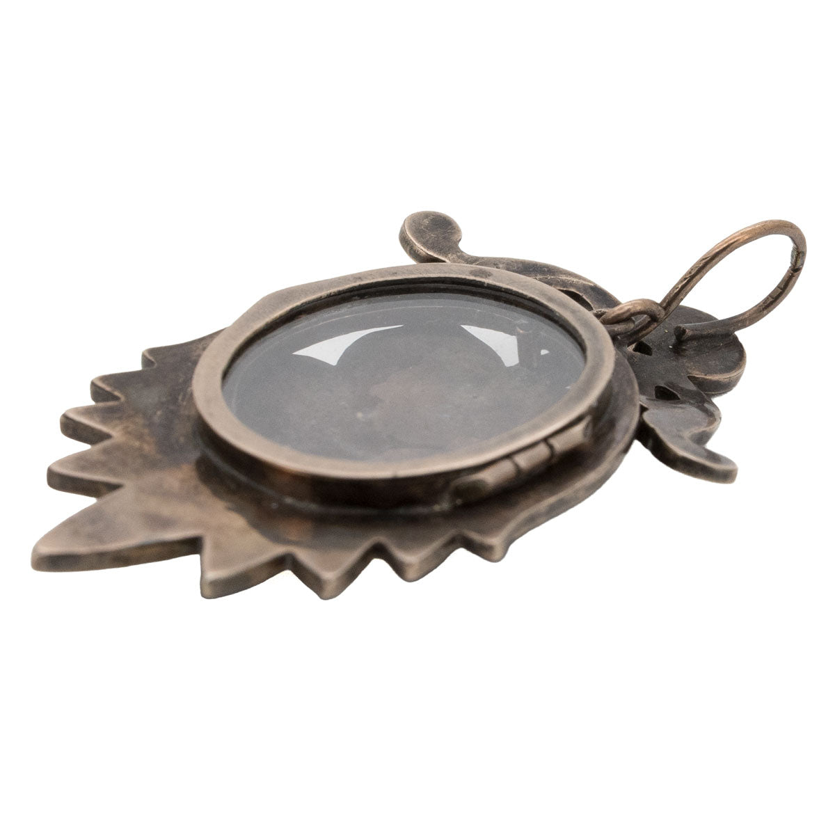 1184 – Böhmischer Pyrop-Granat Medaillon-Anhänger aus Tombak – um 1870