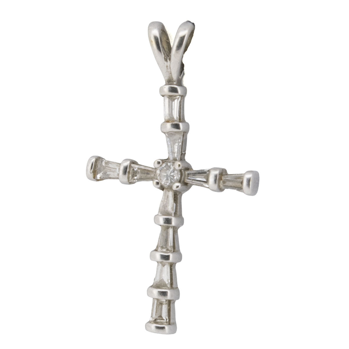 1205 – Vintage Kreuzanhänger mit Baguette- und Brillantschliff-Diamanten aus 750 Weißgold