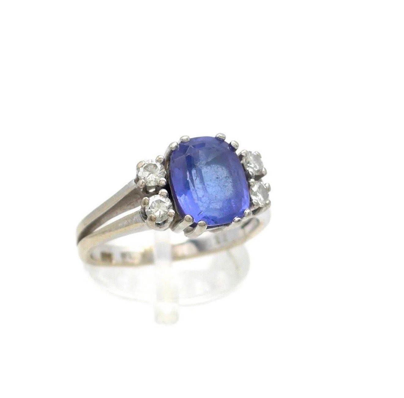 0003 Saphirring aus Weißgold