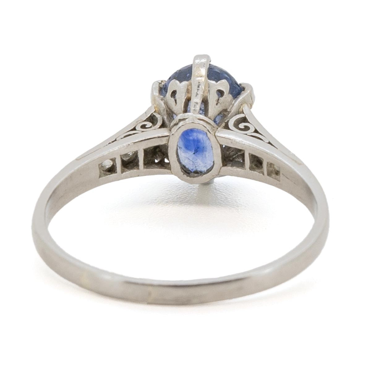 1033 Antiker Platin Verlobungsring aus der Art-Deco-Zeit um 1930 mit Saphir & Diamant