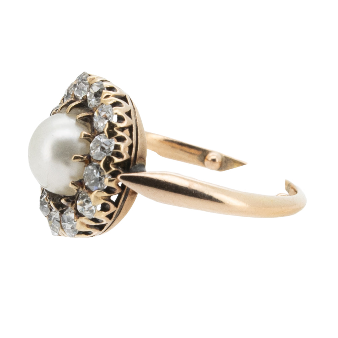 Jugendstil-Ring um 1900 aus 585 Roségold mit Naturperle und Diamanten
