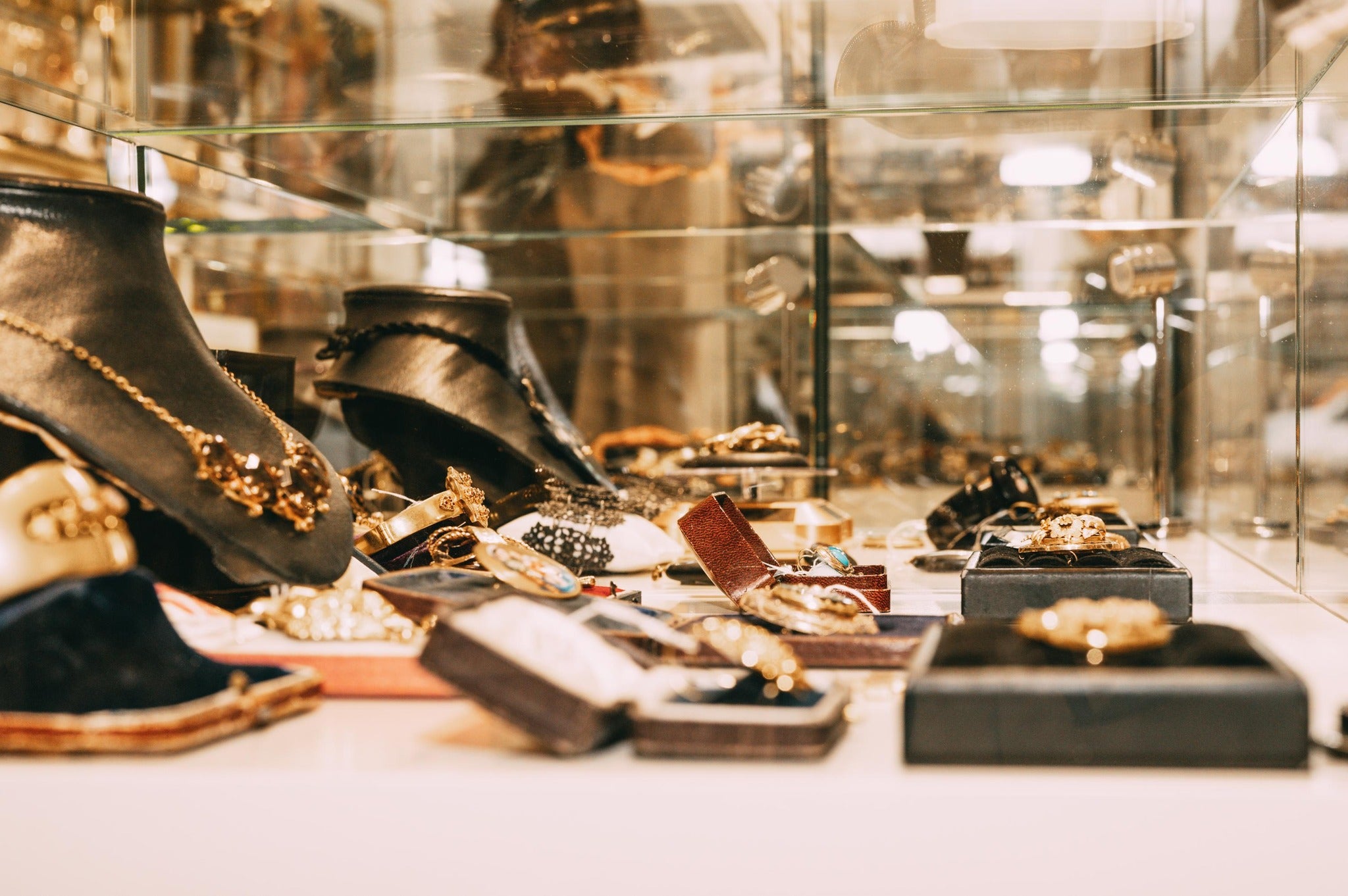 Seewald Antikschmuck - Auslage
